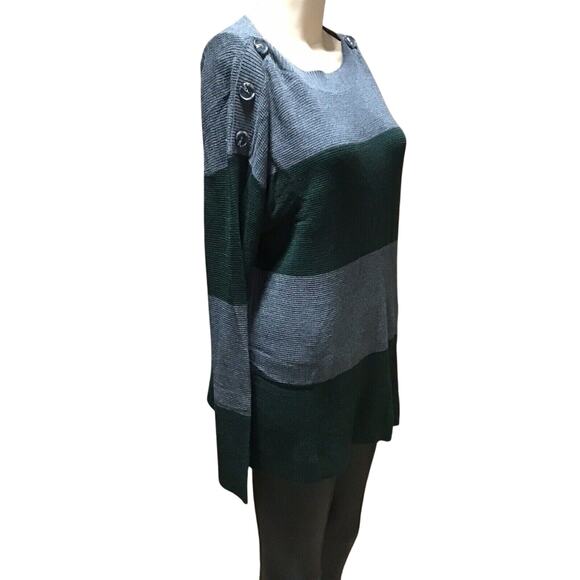 Vince Camuto Women’s 1X Colorblock Sweater Gray Green Button Shoulder NWOT - Picture 4 of 9